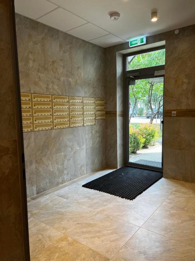 Apartament 69 Metro Lägenhet Warszawa Exteriör bild